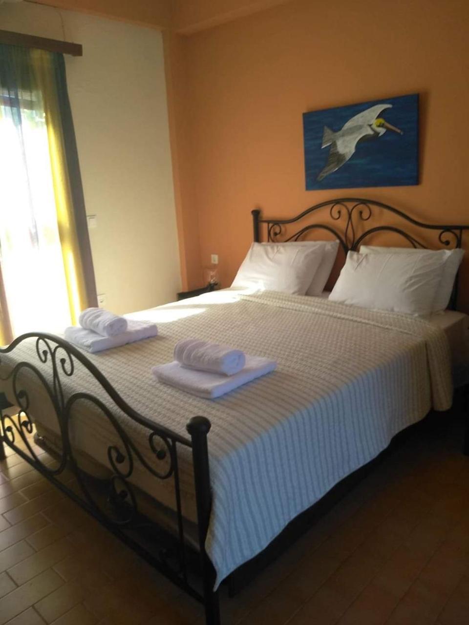 Dionisis Apartments Kounopetra Dış mekan fotoğraf